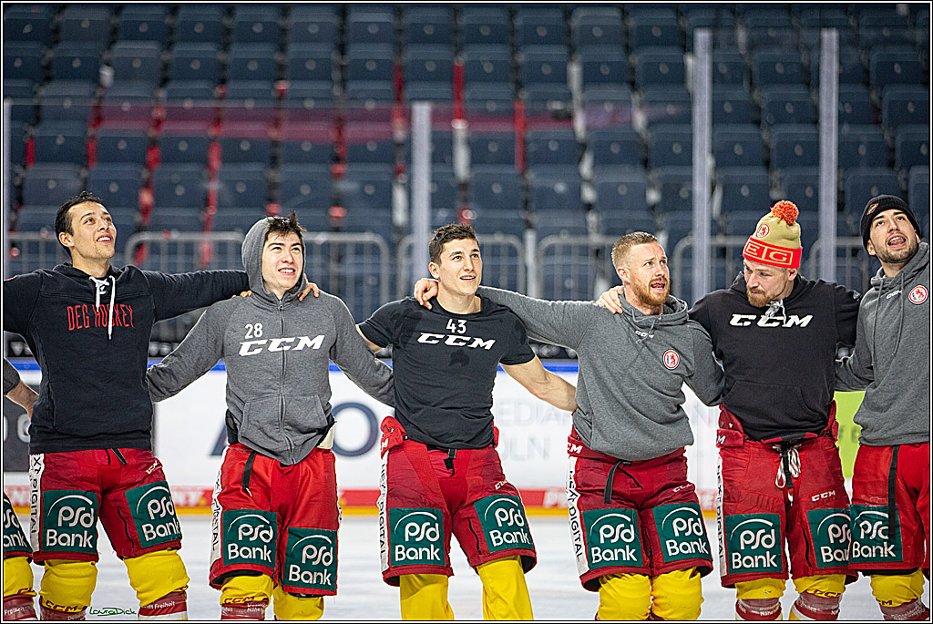 PENNY DEL; Koelner Haie- Duesseldorfer EG; Koeln, 16.12.2022